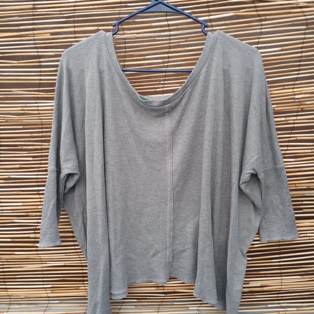 Anthropologie Gray T-Shirt Wide Collar Off The Shoulder Loose - XS